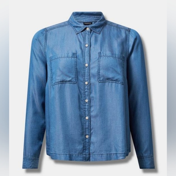 🆕️Torrid Button Up Chambray - Picture 8 of 9